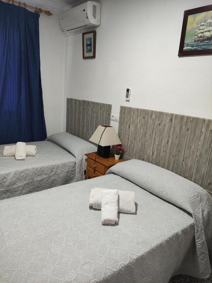 פוסאדס Hostal Restaurante Bar Cafeteria La Melchora מראה חיצוני תמונה