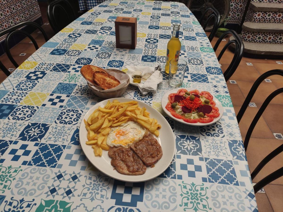 פוסאדס Hostal Restaurante Bar Cafeteria La Melchora מראה חיצוני תמונה